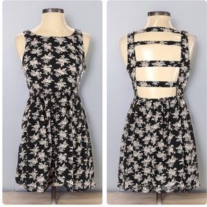 Crush by ABC FAMILY Floral Open Back Dress | SIZE S